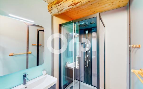 Maison à vendre    9 pièces •  Saint-Alban-Auriolles