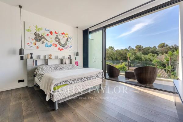 Villa Contemporaine - vue dégagée - calme absolu