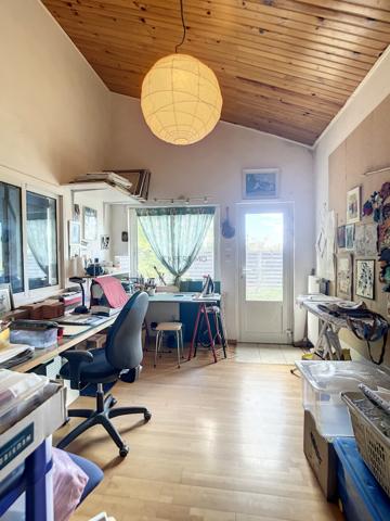 Saint-Clément-de-Rivière (34980) Maison 235 m2 4 chambres, piscine, garages et atelier