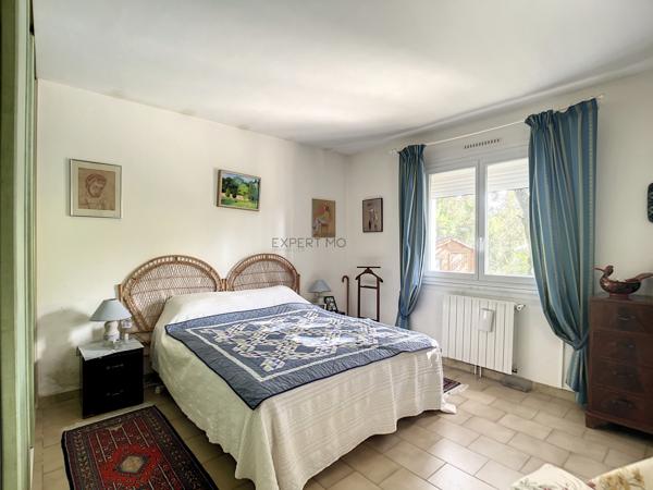 Saint-Clément-de-Rivière (34980) Maison 235 m2 4 chambres, piscine, garages et atelier