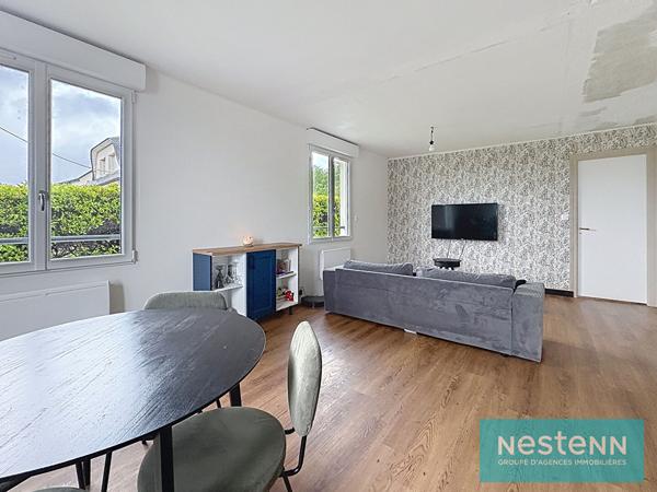 Maison Quintin centre, de plain-pied 3 chambres, garage et jardin 250 m² environ