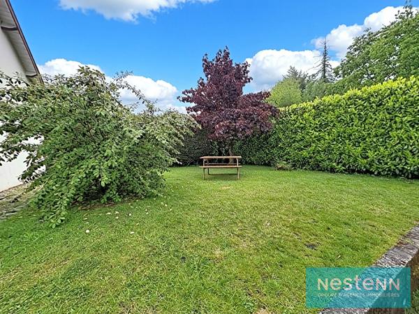 Maison Quintin centre, de plain-pied 3 chambres, garage et jardin 250 m² environ
