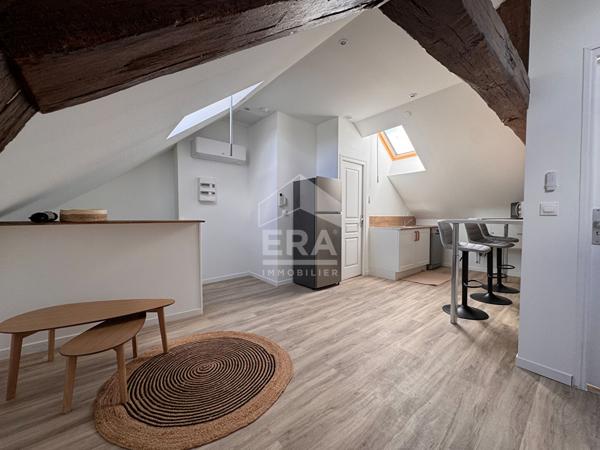 ORLEANS Rue de la Barrière Saint-Marc - Location T2 27.61m² carrez et 40.40 m² au sol avec forfait de charges tout compris