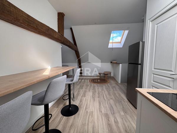 ORLEANS Rue de la Barrière Saint-Marc - Location T2 27.61m² carrez et 40.40 m² au sol avec forfait de charges tout compris