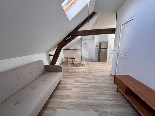 ORLEANS Rue de la Barrière Saint-Marc - Location T2 27.61m² carrez et 40.40 m² au sol avec forfait de charges tout compris