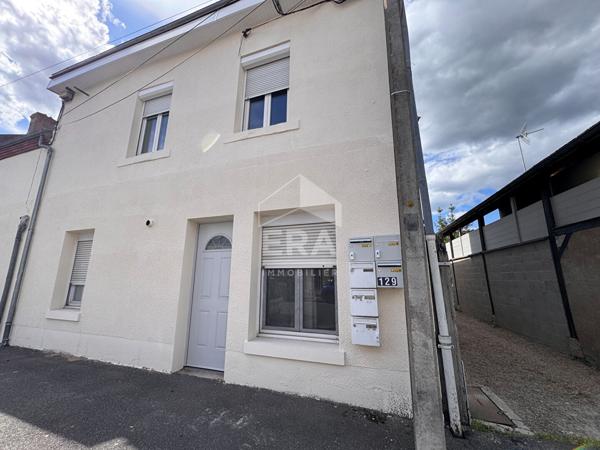 ORLEANS Rue de la Barrière Saint-Marc - Location T2 27.61m² carrez et 40.40 m² au sol avec forfait de charges tout compris