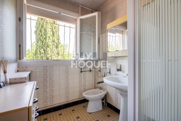 Maison familiale avec jardin, garage et 4 chambres   Réf 6154