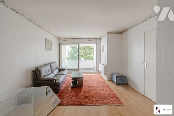 Appartement 2/3 pièces lumineux, balcon, box, calme et verdure – Paris 12e.