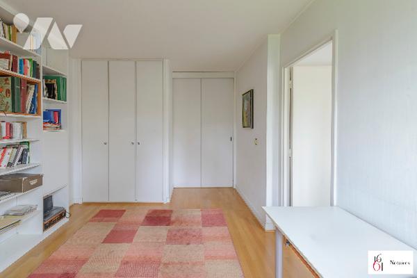Appartement 2/3 pièces lumineux, balcon, box, calme et verdure – Paris 12e.