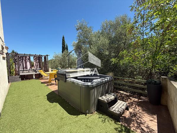 A VENDRE 83170 TOURVES TYPE 5 DE 147 M² SUR 2300 M² DE JARDIN PISCINE DOUBLE GARAGE ET STUDIO INDEPENDANT