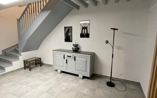 Maison à louer    4 pièces •  Dampierre-sous-Bouhy