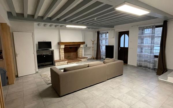 Maison à louer    4 pièces •  Dampierre-sous-Bouhy