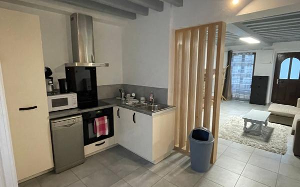 Maison à louer    4 pièces •  Dampierre-sous-Bouhy