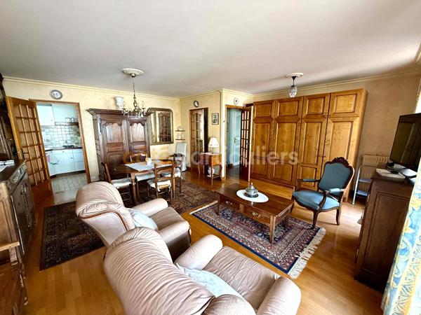 Vente
                Maison90 m² - 5 Pièces -
                    COURSEULLES SUR MER (14470)