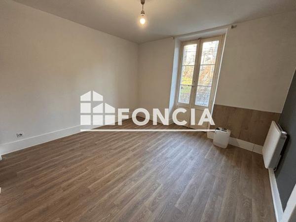 Location Appartement 2 pièces 31.2 m² - 7 RUE DES FONTAINES Aix Les Bains 73100