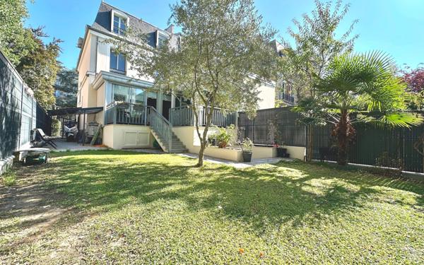 Maison à vendre    8 pièces • 190 m2 Enghien-les-Bains