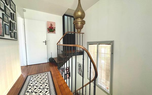 Maison à vendre    8 pièces • 190 m2 Enghien-les-Bains