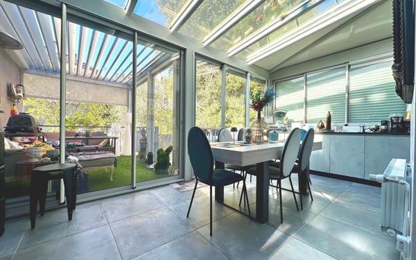 Maison à vendre    8 pièces • 190 m2 Enghien-les-Bains