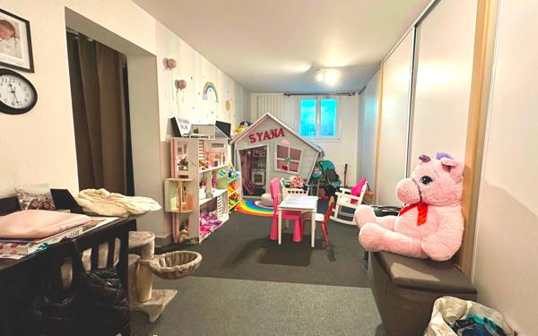 Maison à vendre    8 pièces • 190 m2 Enghien-les-Bains