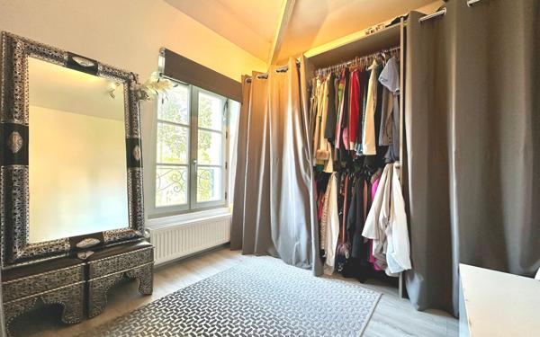 Maison à vendre    8 pièces • 190 m2 Enghien-les-Bains