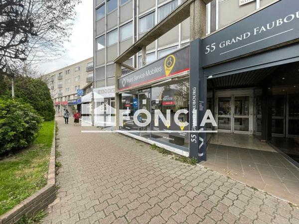 Location Local commercial 6 pièces 60 m² - 29/55 RUE DU GD FBG Chartres 28000