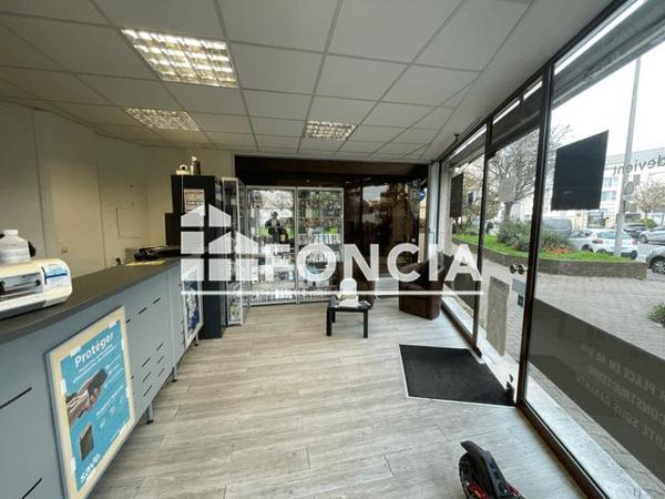 Location Local commercial 6 pièces 60 m² - 29/55 RUE DU GD FBG Chartres 28000