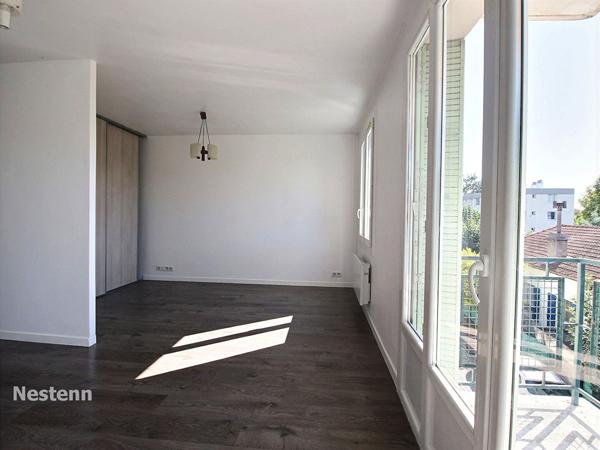 Bel appartement de type 4 avec balcon et cave proche commodités