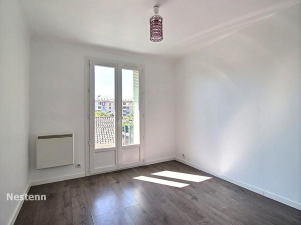 Bel appartement de type 4 avec balcon et cave proche commodités