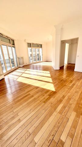Location Appartement 5 pièces 141.89 m² - Neuilly Sur Seine 92200