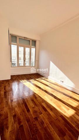 Location Appartement 5 pièces 141.89 m² - Neuilly Sur Seine 92200