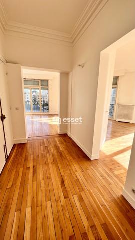 Location Appartement 5 pièces 141.89 m² - Neuilly Sur Seine 92200