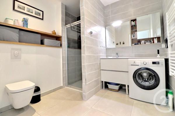 Appartement F4 à vendre  4 pièces - 91,30 m2 ST RAPHAEL - 83