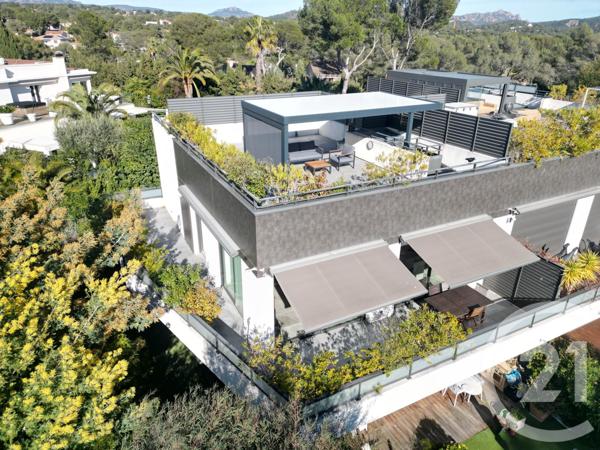 Appartement F4 à vendre  4 pièces - 91,30 m2 ST RAPHAEL - 83