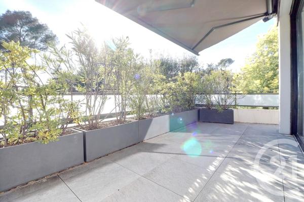 Appartement F4 à vendre  4 pièces - 91,30 m2 ST RAPHAEL - 83