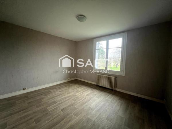 Dans le centre de DANGE SAINT ROMAIN