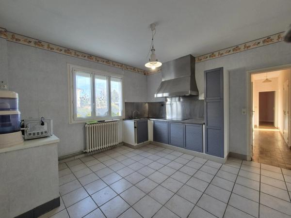 Plain-pied, jardin clos, garage, à Condom (32100)