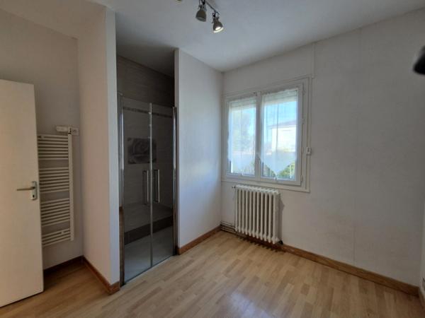 Plain-pied, jardin clos, garage, à Condom (32100)
