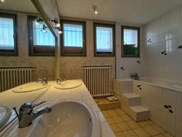 Plain-pied, jardin clos, garage, à Condom (32100)