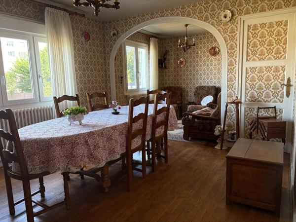 Maison Sable Sur Sarthe 5 pièce(s) 73,16 m2