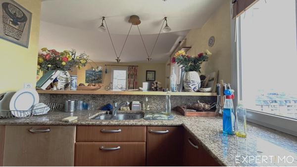 Rennes (35000) A VENDRE À RENNES: Superbe T8 au dernier étage!