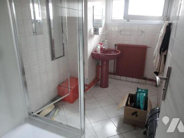 A VENDRE sur HAUBOURDIN dans le NORD (59)- MAISON de lotissement à rafraichir- construite sur u...