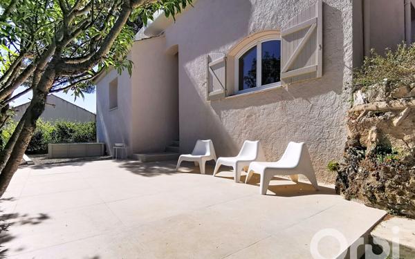 Appartement à vendre    3 pièces • 80,50 m2 Toulon