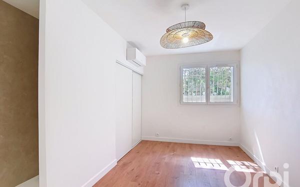 Appartement à vendre    3 pièces • 80,50 m2 Toulon