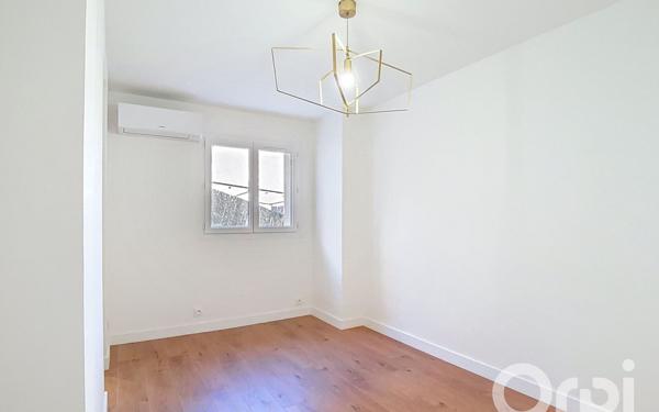Appartement à vendre    3 pièces • 80,50 m2 Toulon