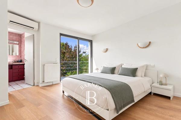 Saint-Maur-des-Fossés, Maison 6 Chambres -  320 m² à vendre