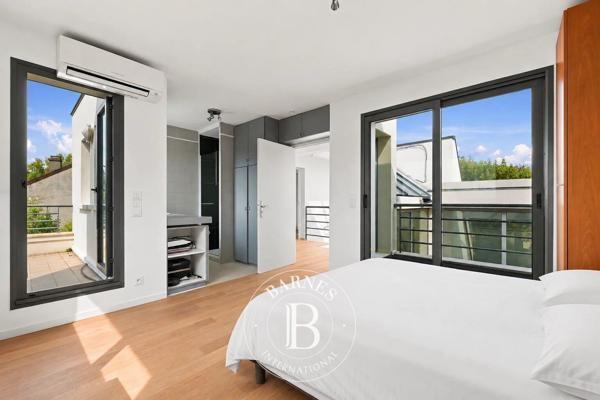 Saint-Maur-des-Fossés, Maison 6 Chambres -  320 m² à vendre