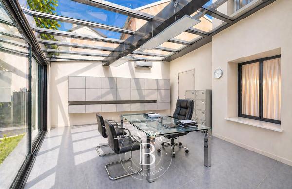 Saint-Maur-des-Fossés, Maison 6 Chambres -  320 m² à vendre