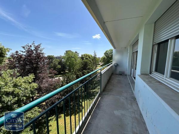 Appartement à louer 3 pièces 70m² Dijon (21000)