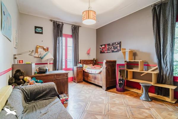 Maison à vendre |  Villeurbanne |  6 pièces | 225 m²