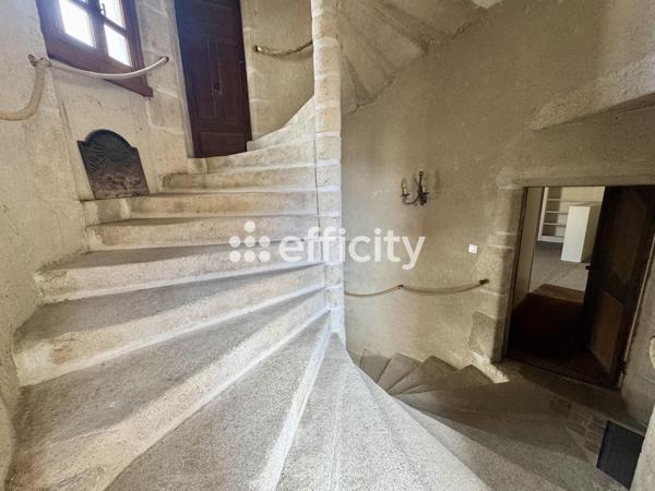 Maison
         13 pièces
        - 408 m² 299 000 € *